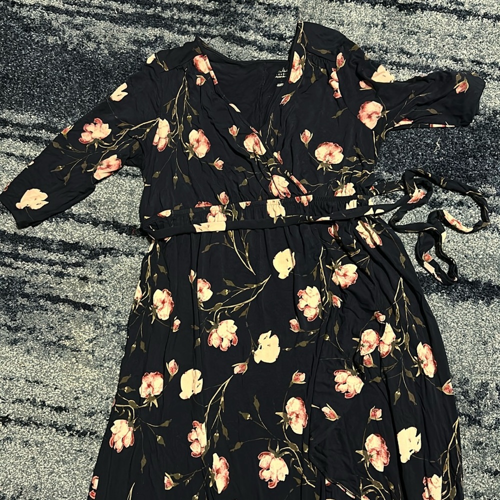 Isabel maternity dress